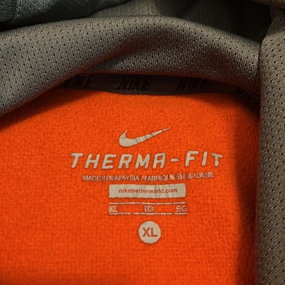 Nike DryFit Hooded Sweatshirt in Orange, Grey and Camo.  Youth XL.  Like new. - Picture 5 of 7